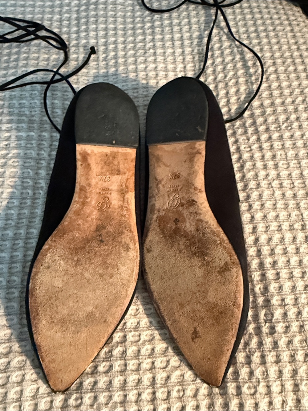 M. Gemi black suede flats in size 7 - Picture 4 of 7